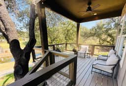 New Waterfront Home: Enjoy Lake LBJ Water Views From Every Bedroom | Luxury - Image 4