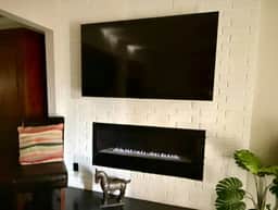 Hot Tub | 2BR Duplex | Pet Friendly| Near Airport - Image 4