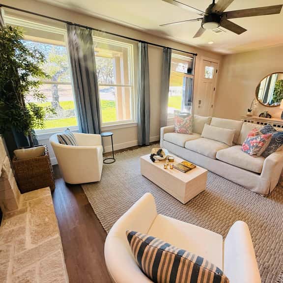 New Waterfront Home: Enjoy Lake LBJ Water Views From Every Bedroom | Luxury - Image 1