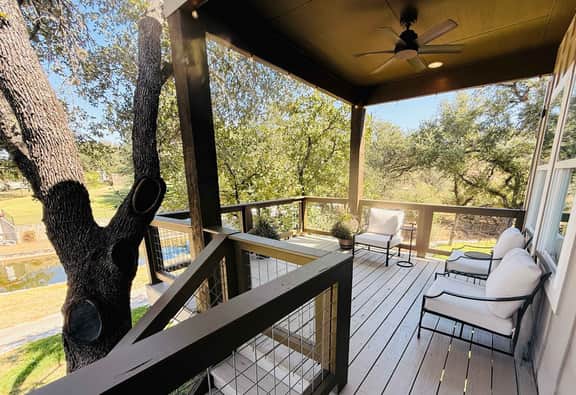 New Waterfront Home: Enjoy Lake LBJ Water Views From Every Bedroom | Luxury - Image 4